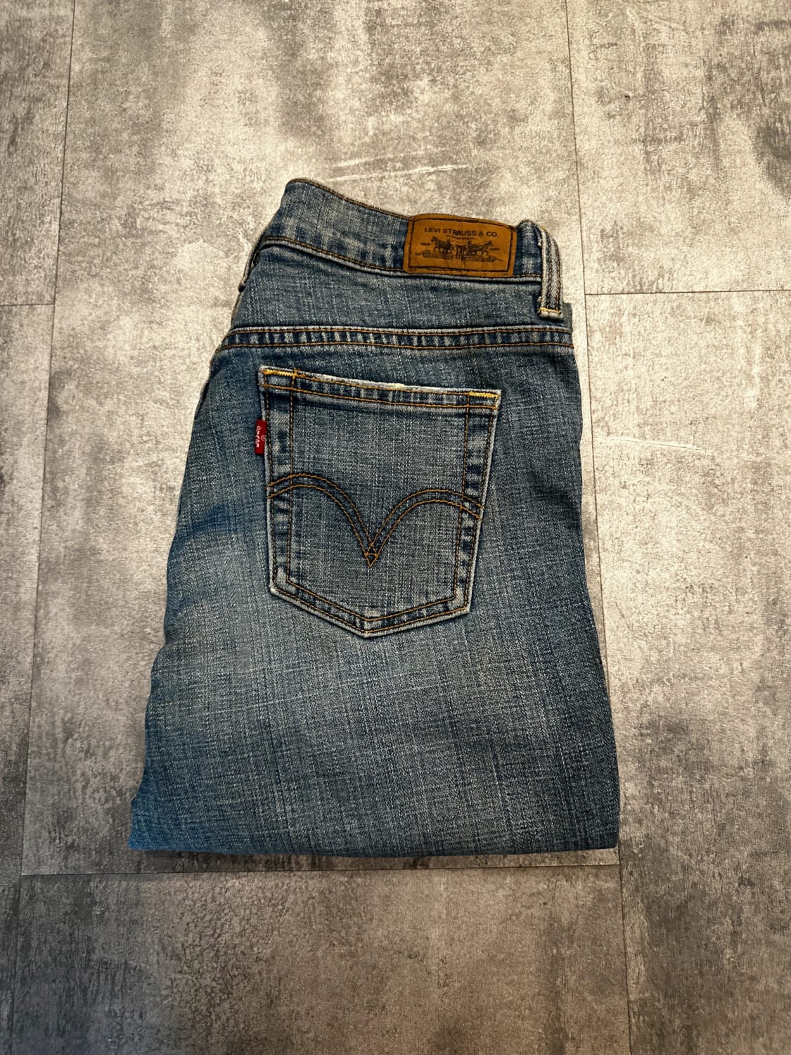đź›’Jeans Levi's Mđź›’