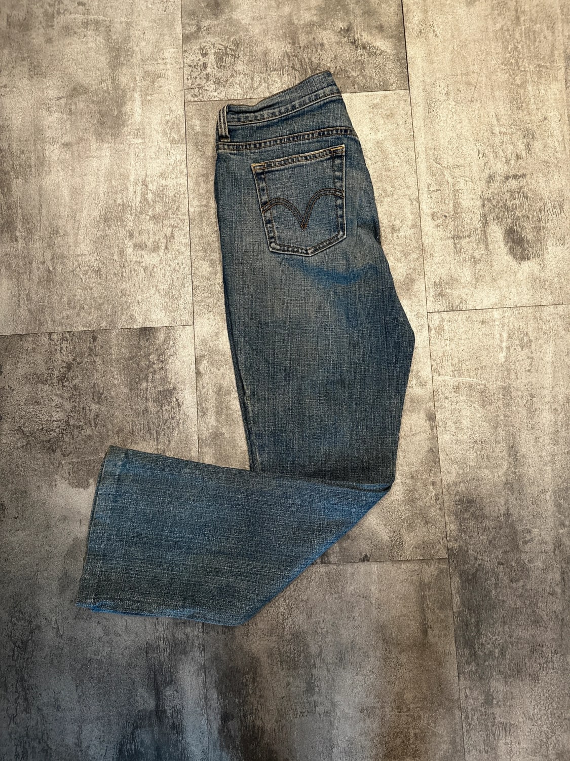 đź›’Jeans Levi's Mđź›’