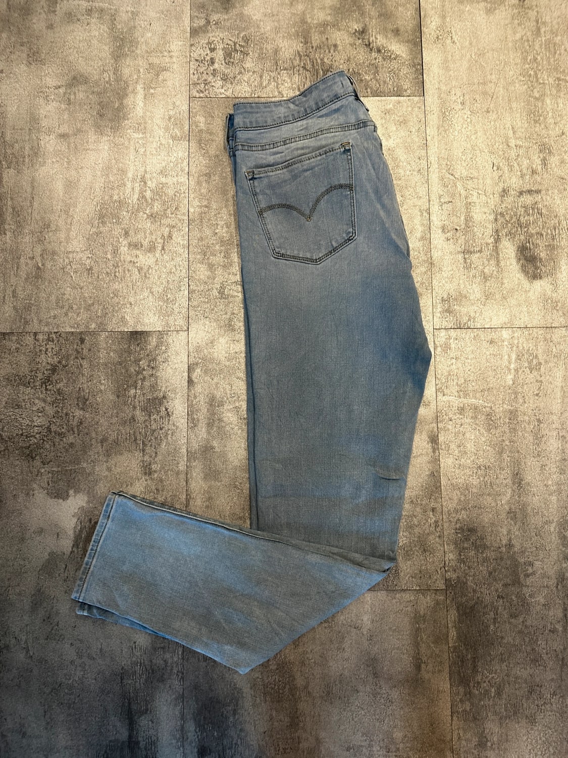 đź›’Jeans Levi's W30 L30đź›’