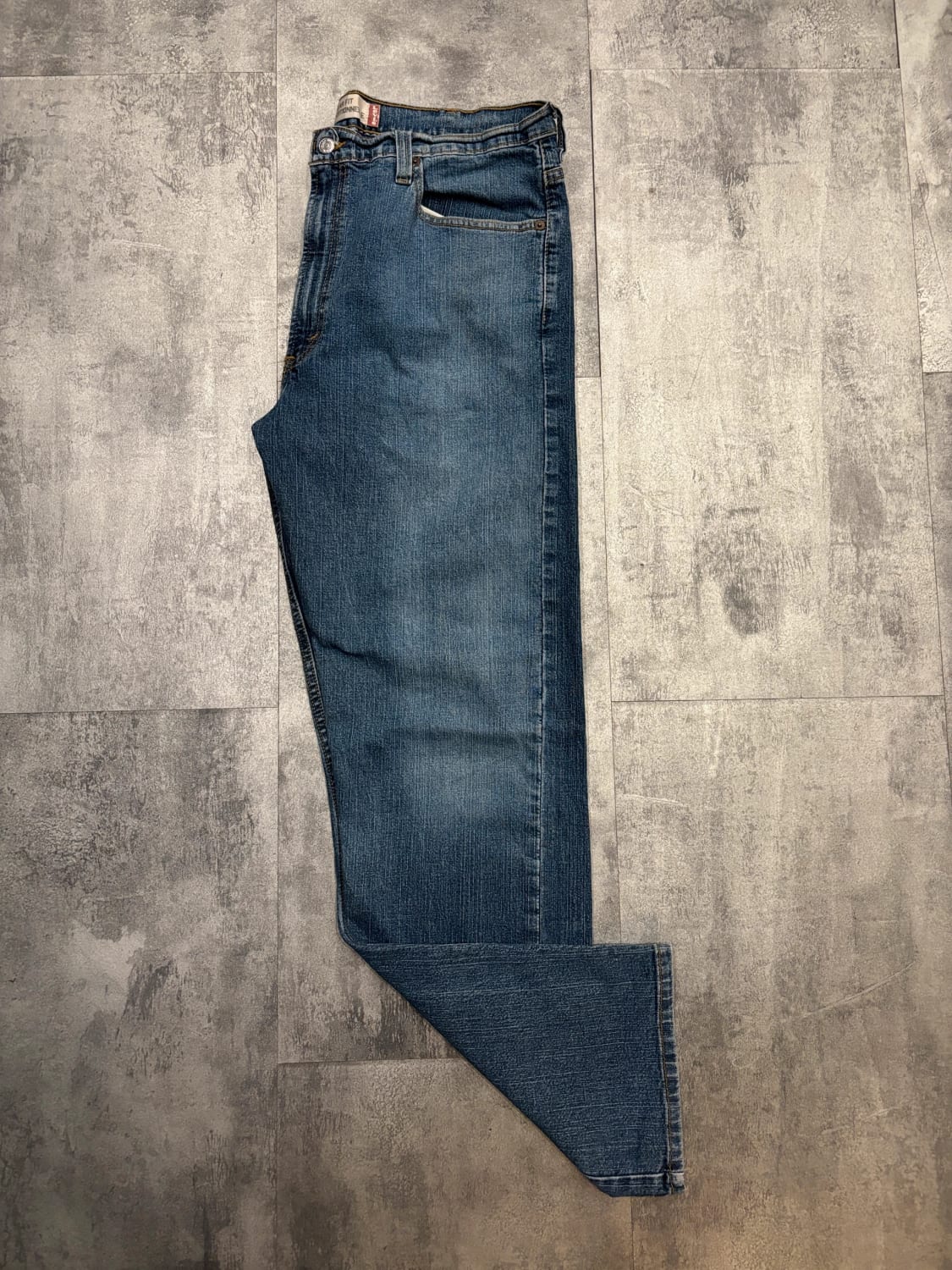 đź›’Jeans Levi's L đź›’