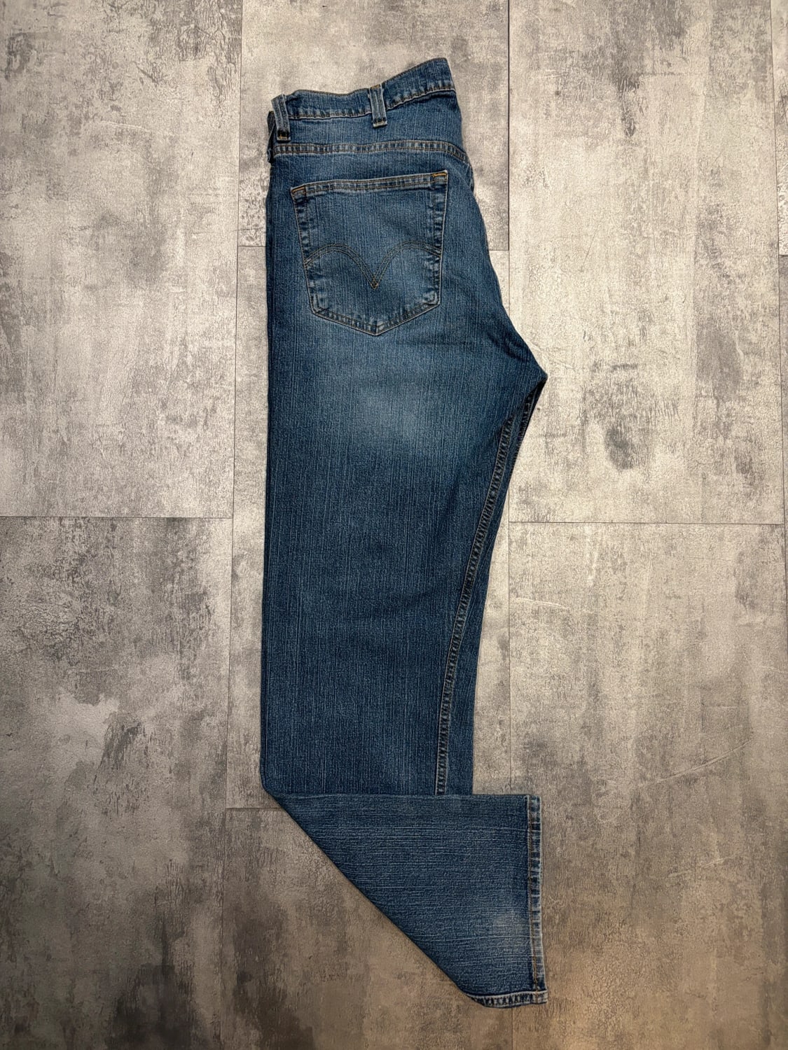 đź›’Jeans Levi's L đź›’