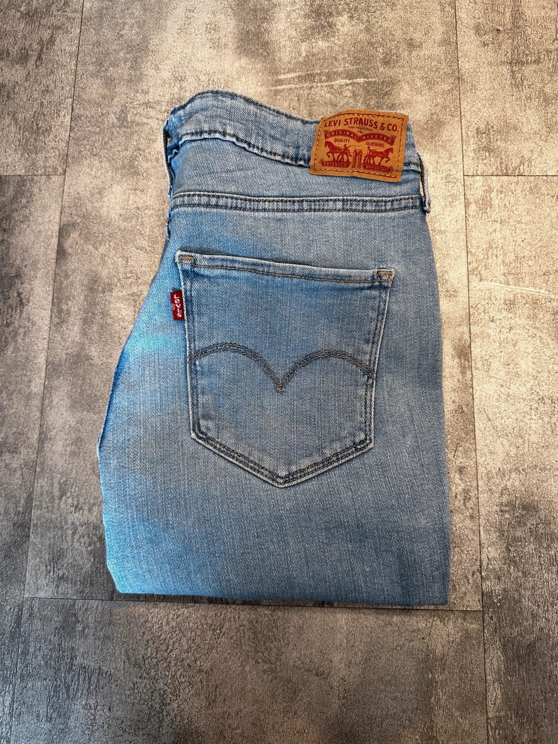 đź›’Jeans Levi's W31 đź›’