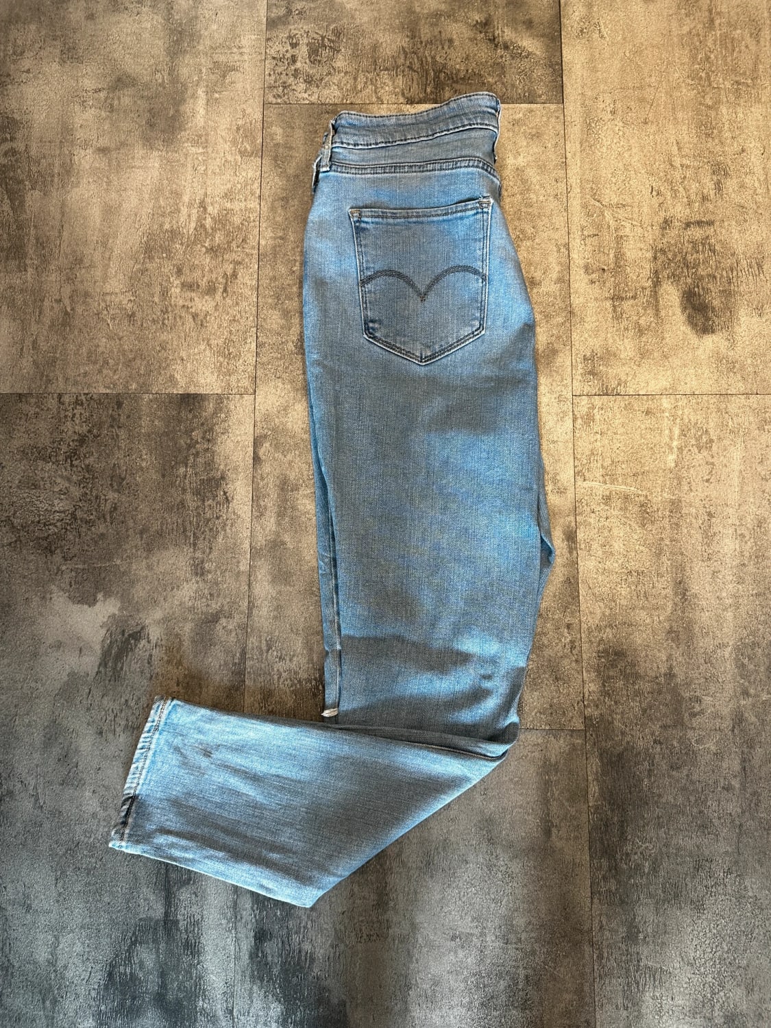 đź›’Jeans Levi's W31 đź›’