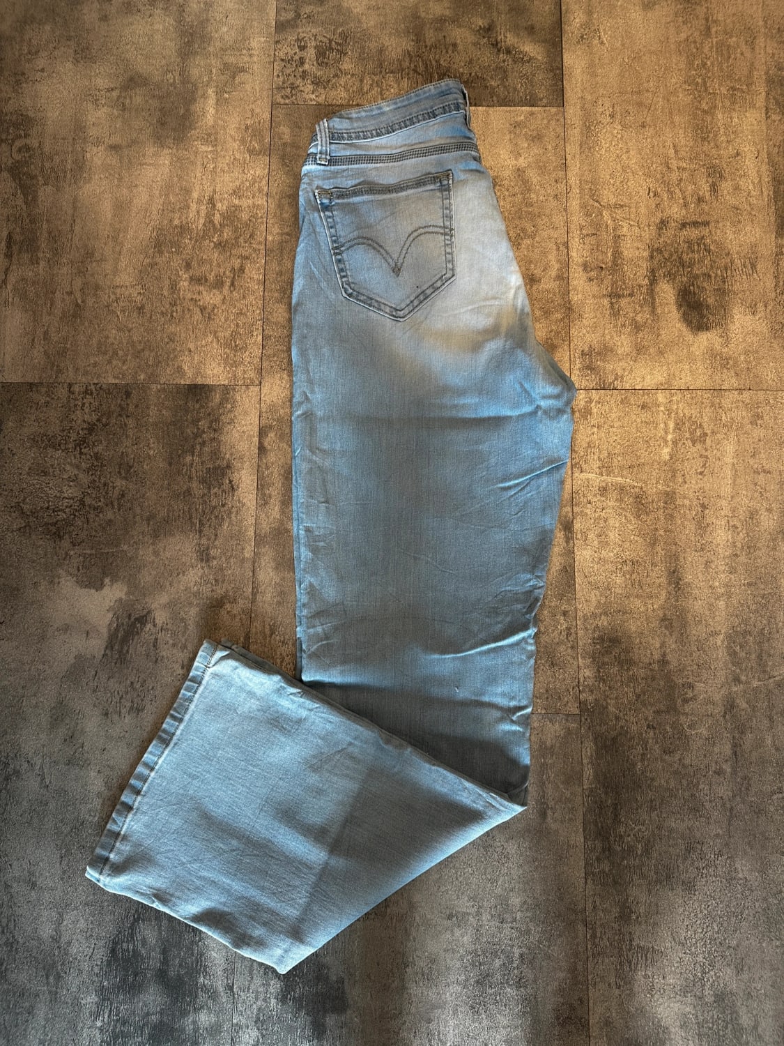 đź›’Jeans Levi's W30 L32đź›’