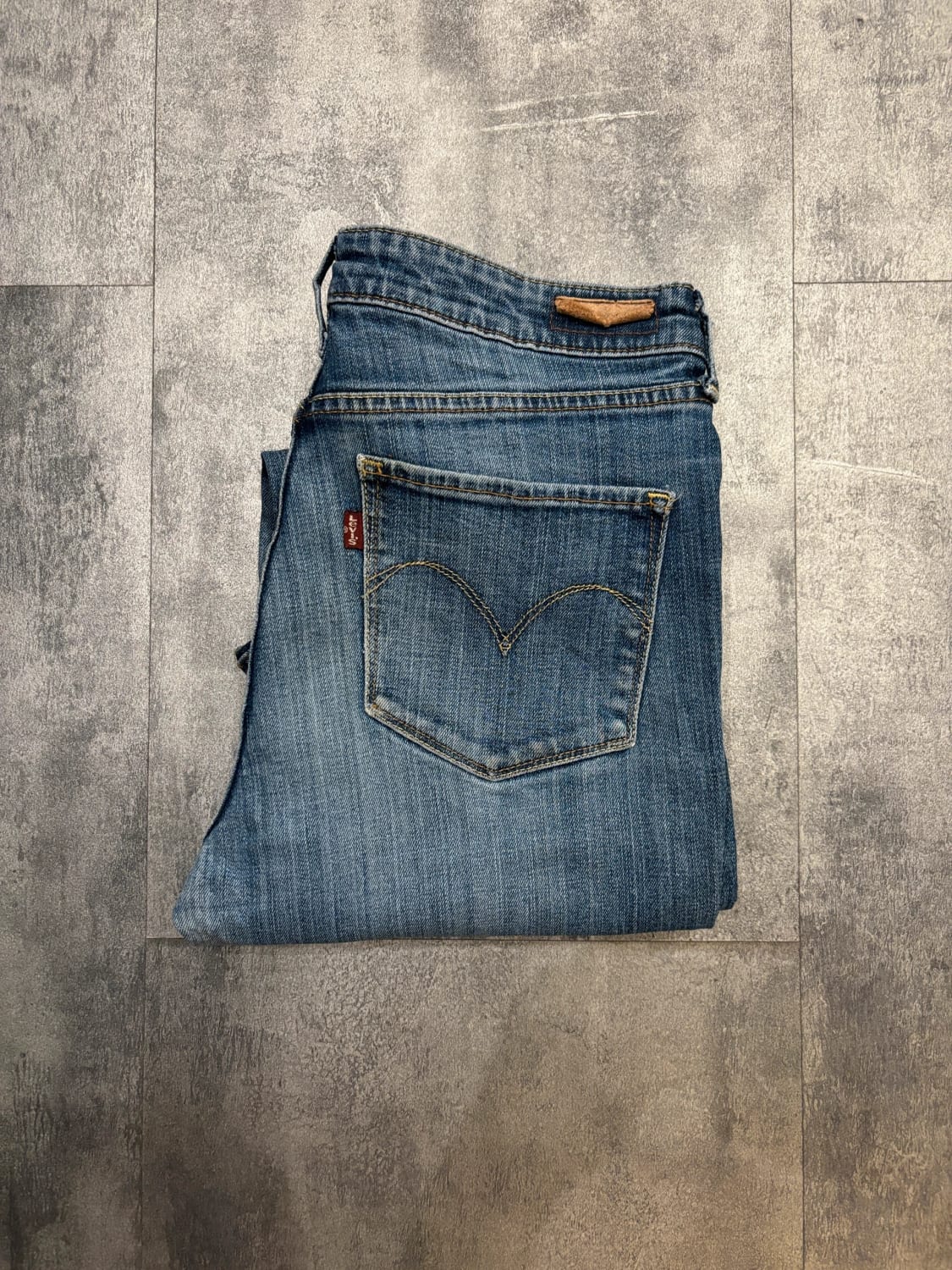 đź›’Jeans Levi's W29 L32đź›’