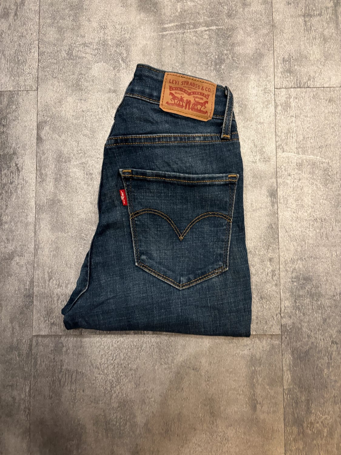 đź›’Jeans Levi's 721 W26 L32đź›’