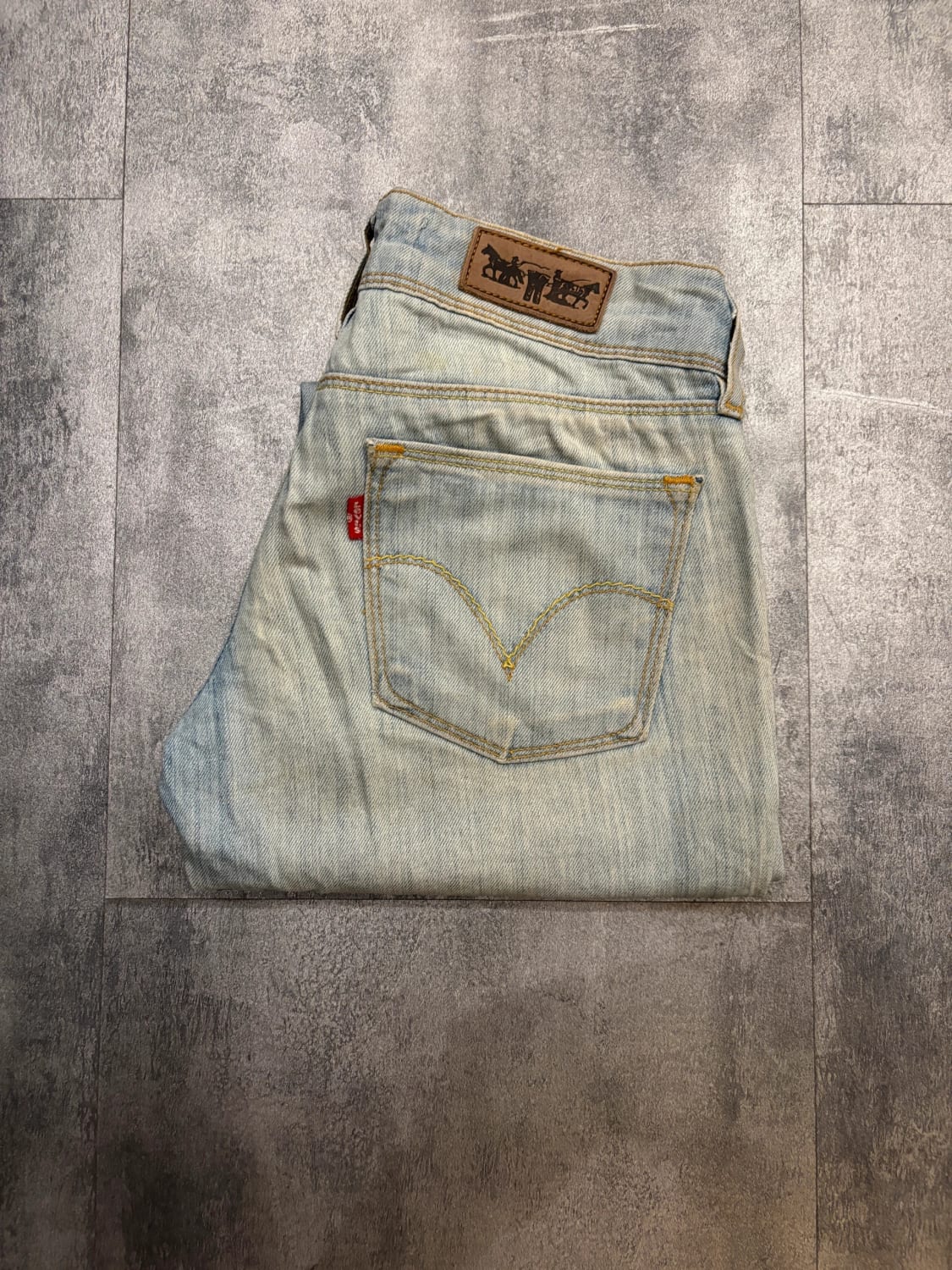 đź›’Jeans Levi's W26 L34đź›’