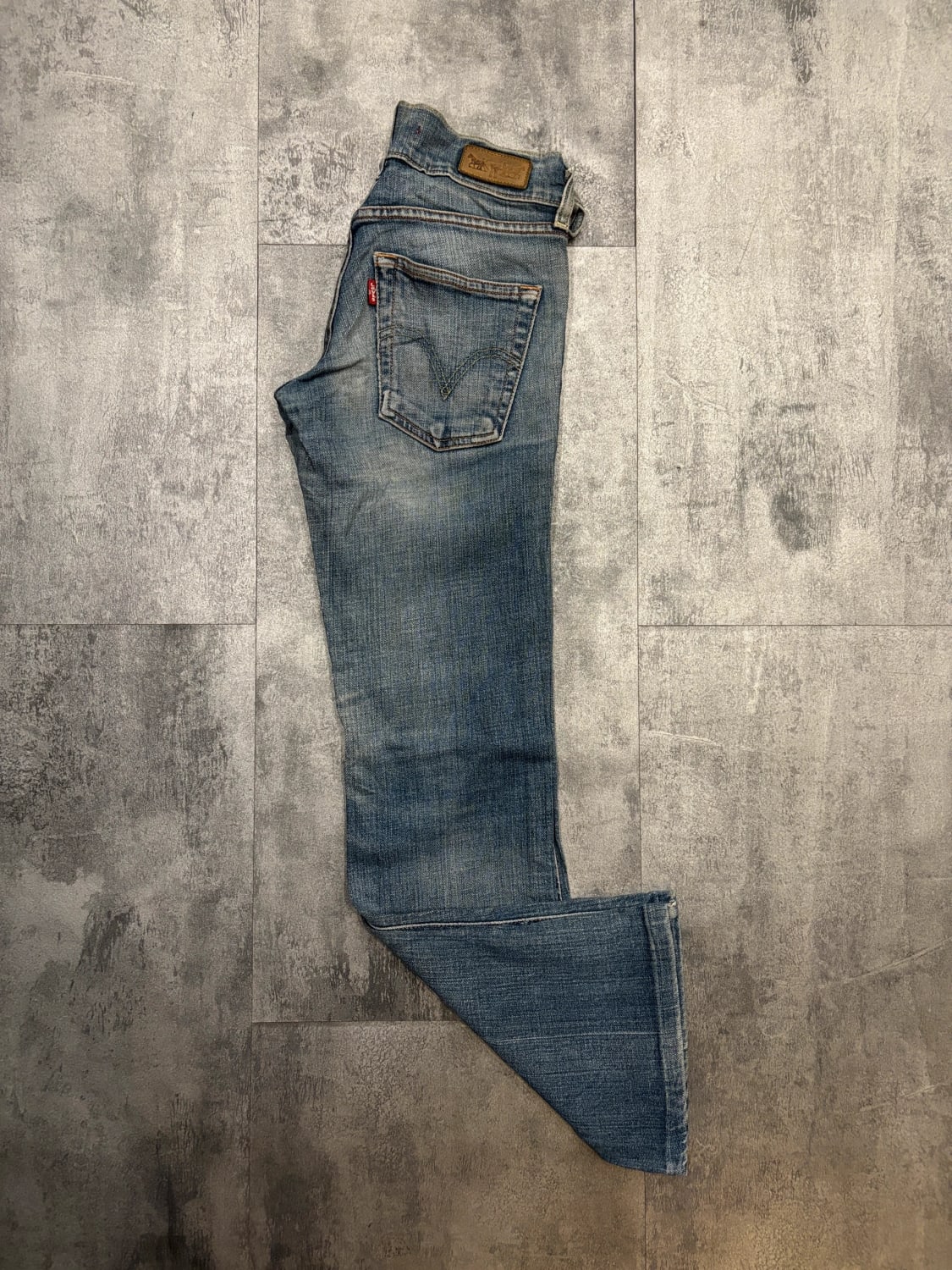 đź›’Jeans Levi's W26 L34đź›’