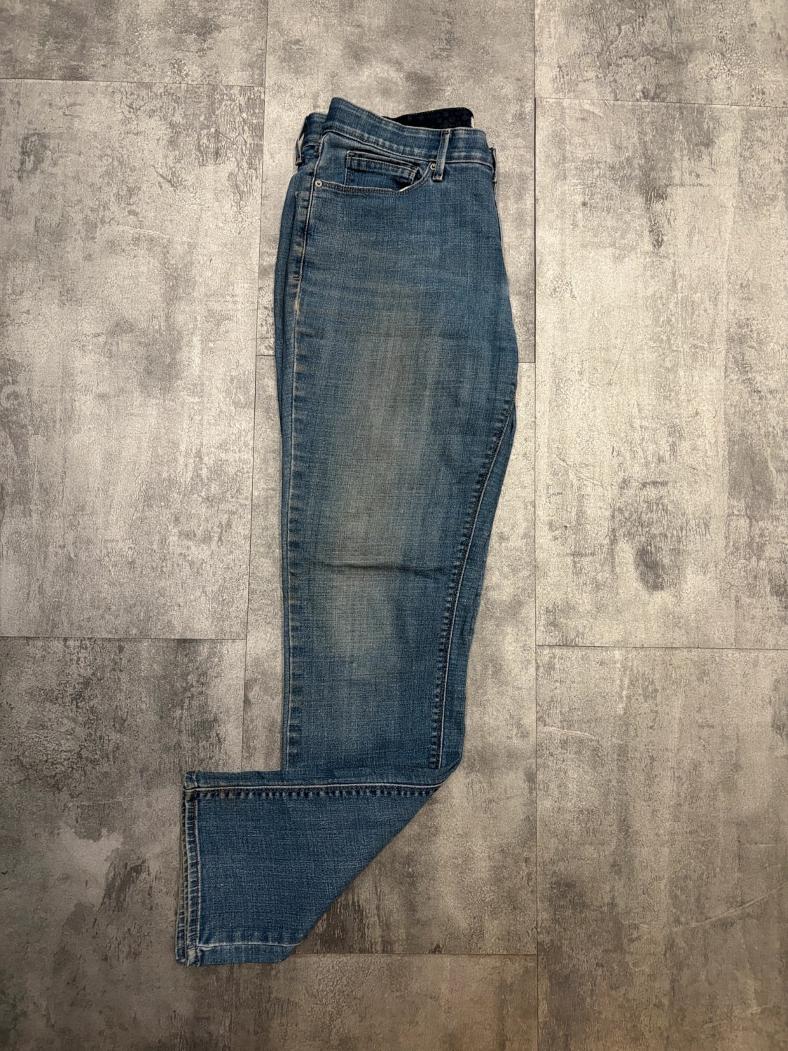đź›’Jeans Levi's W30 L32đź›’