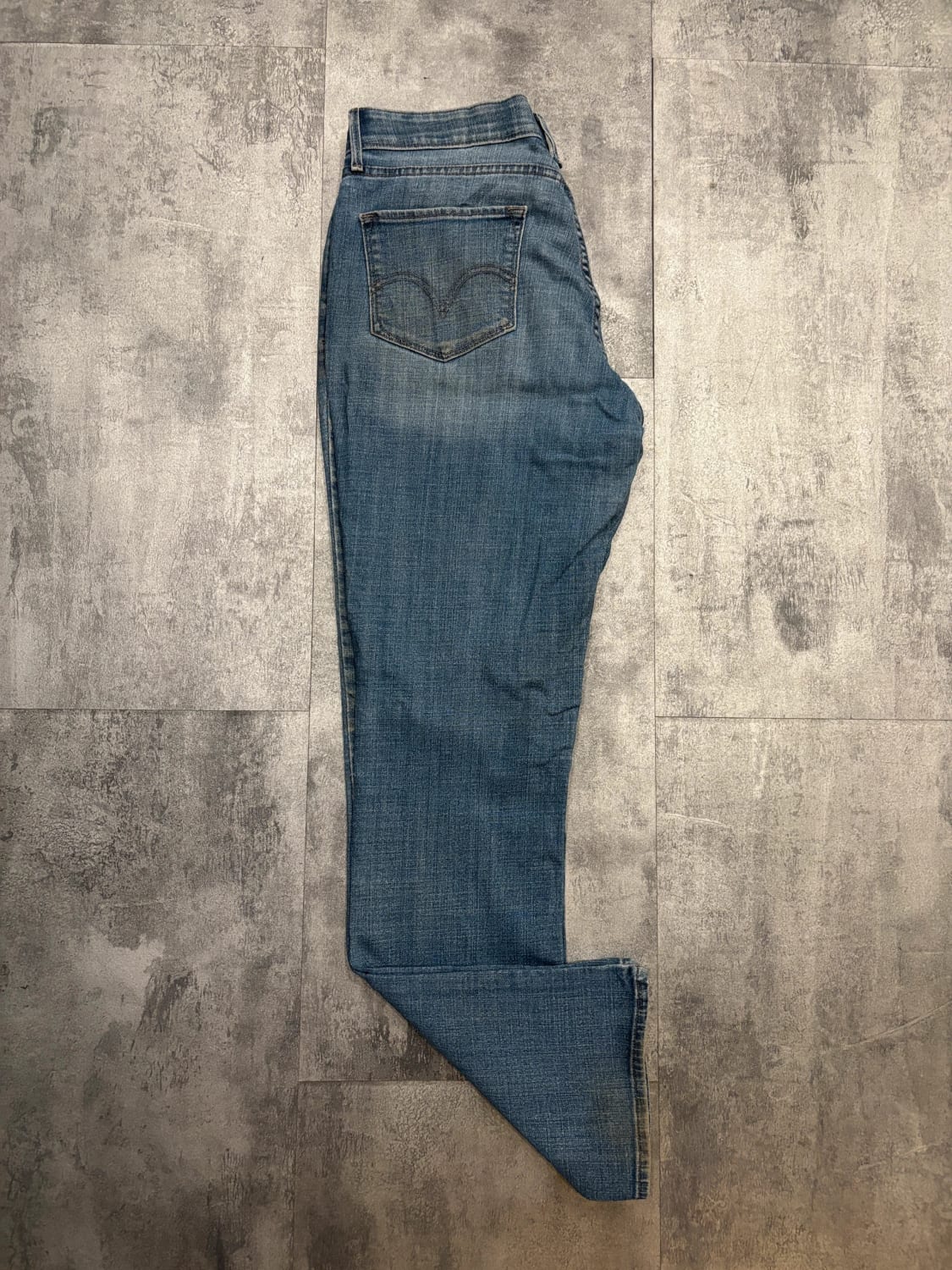 đź›’Jeans Levi's W30 L32đź›’