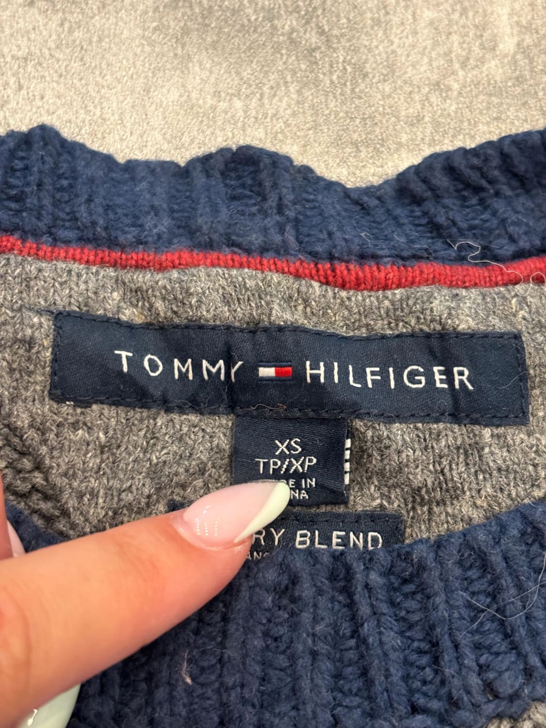 đź›’Pull Tommy Hilfiger XSđź›’