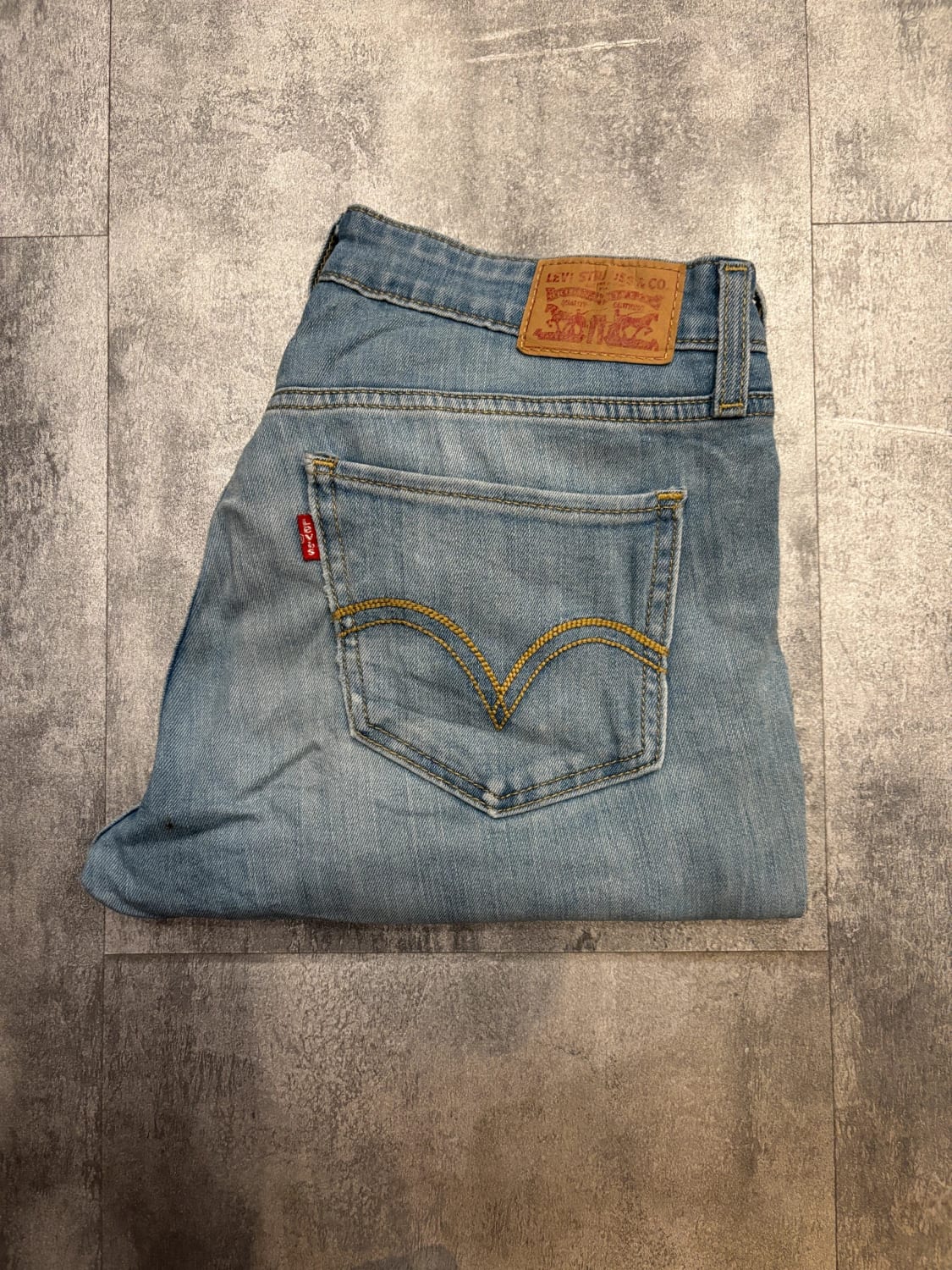 đź›’Jeans Levi's W30đź›’