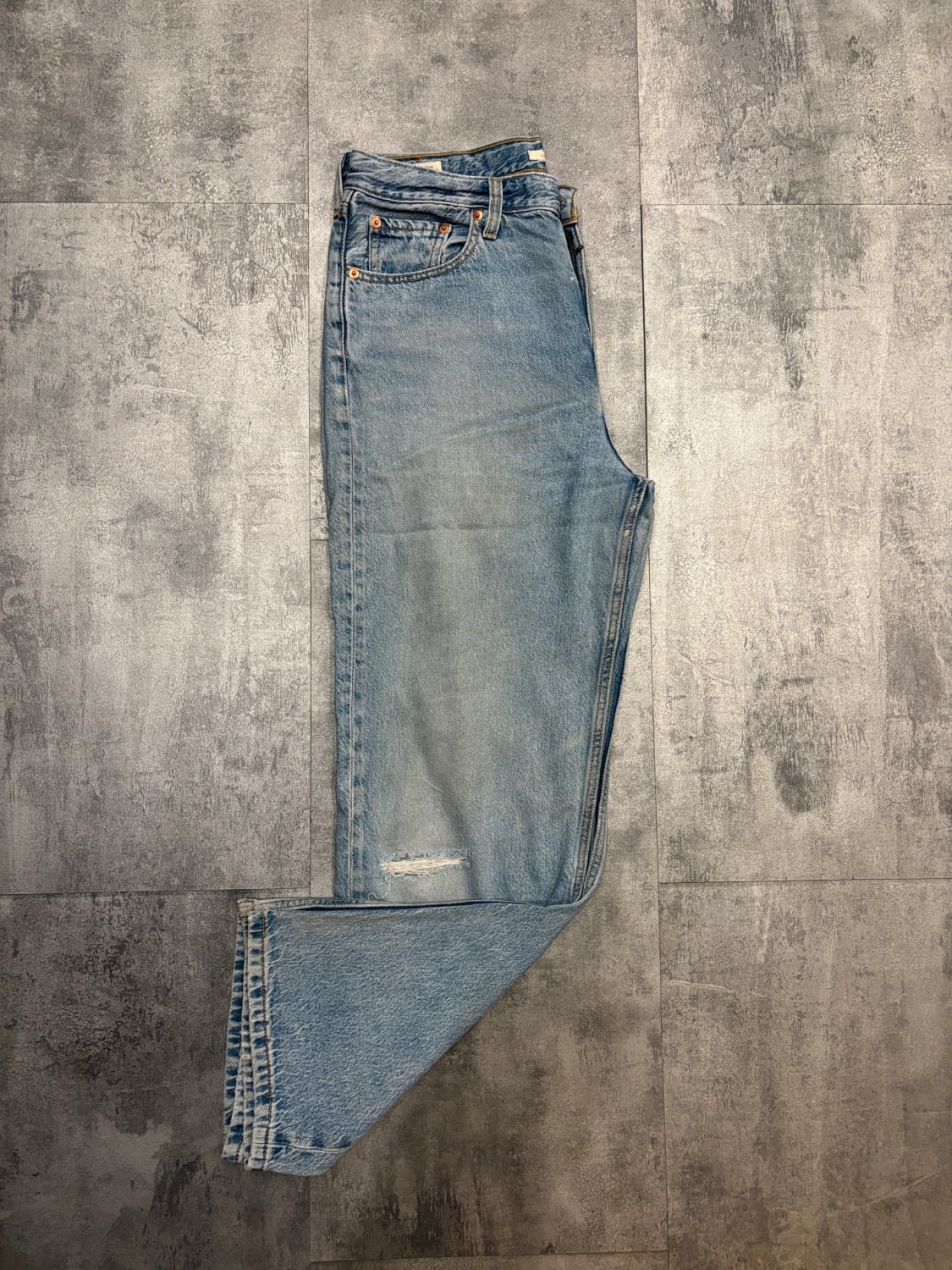đź›’Jeans Levi's W29đź›’