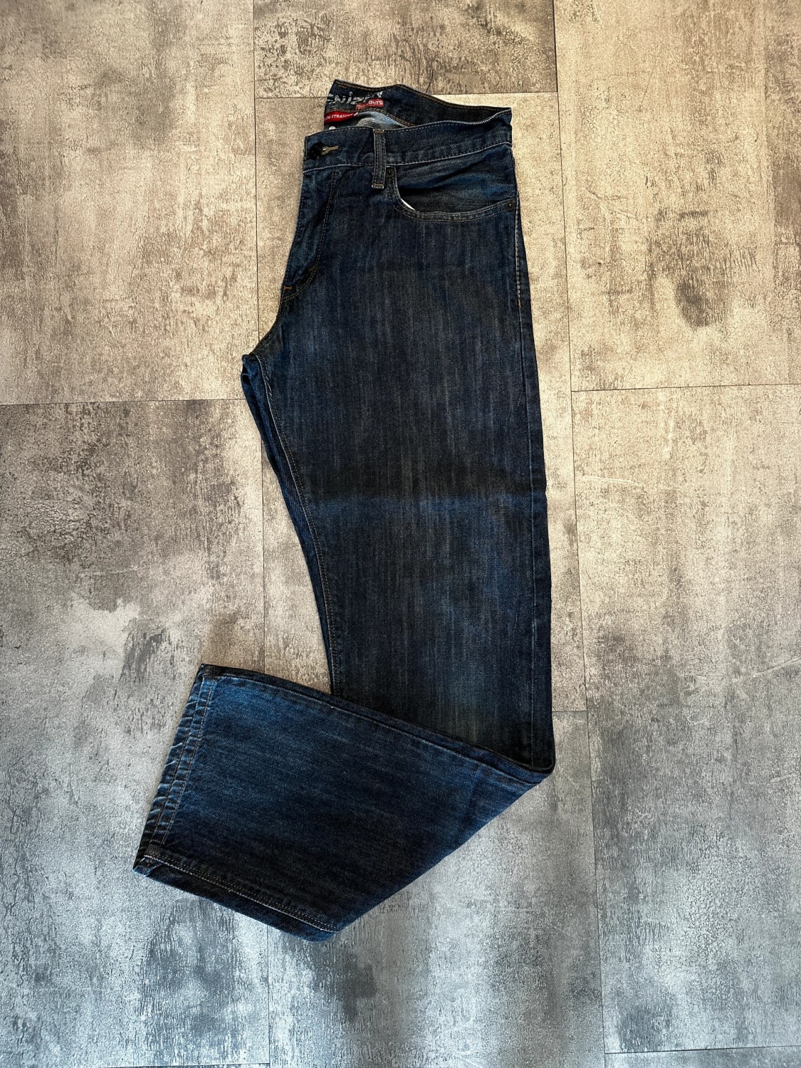 đź›’Jeans Levi's W32 L32đź›’