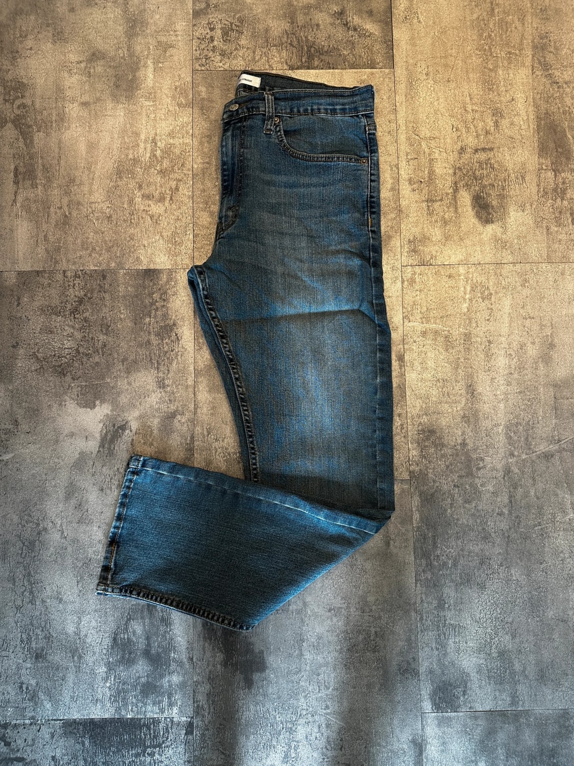 đź›’Jeans Levi's W32 L30đź›’