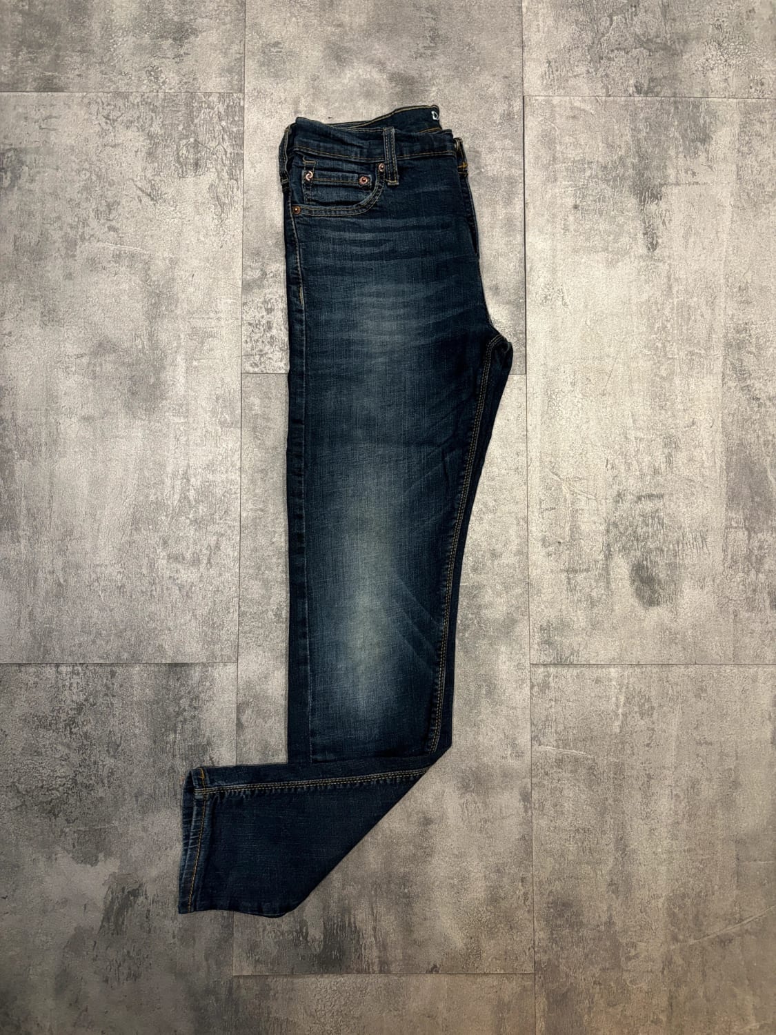 đź›’Jeans Levi's W29 L32đź›’