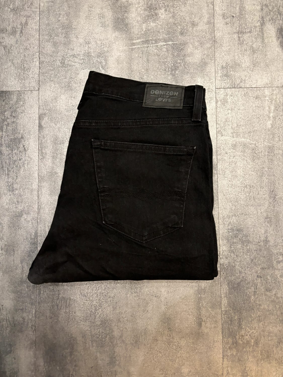 đź›’Jeans Levi's W34 L32đź›’