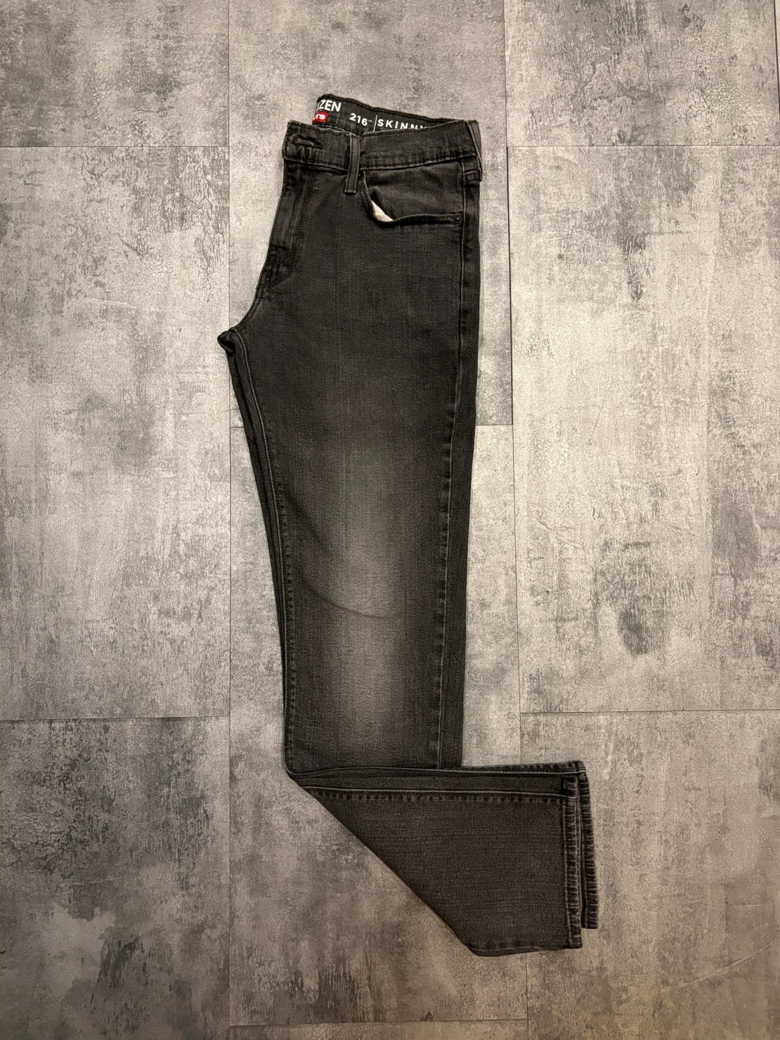 đź›’Jeans Levi's W32 L34đź›’
