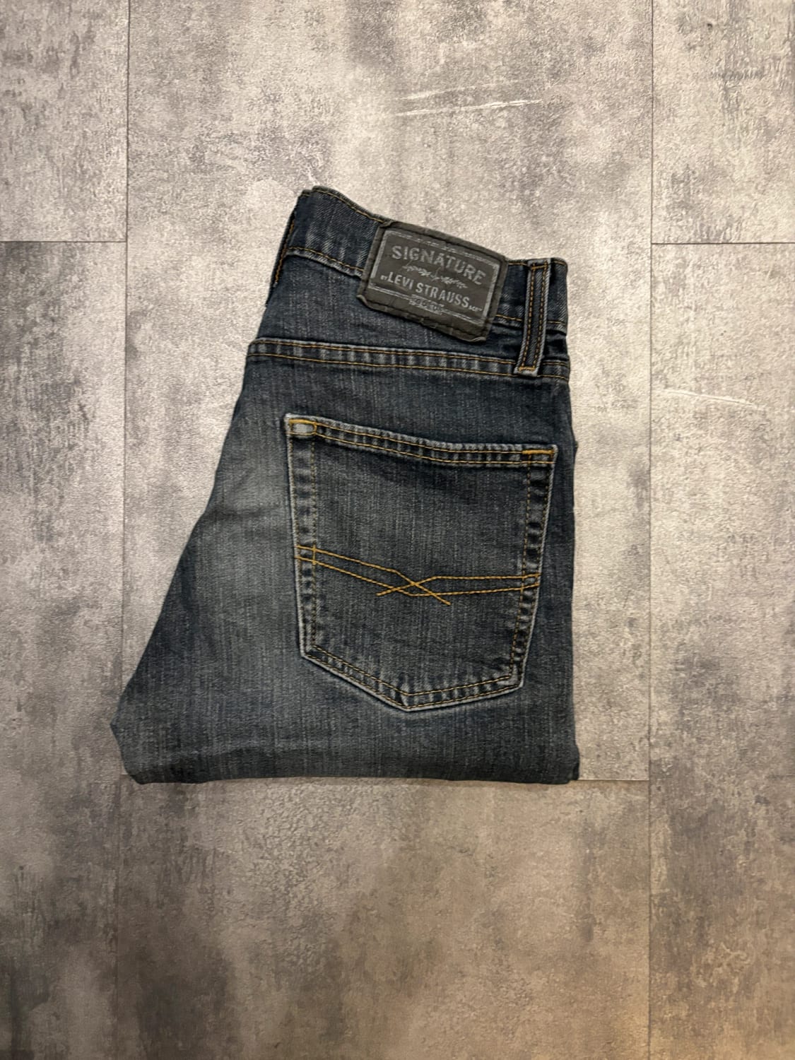 đź›’Jeans Levi's W28 L30đź›’