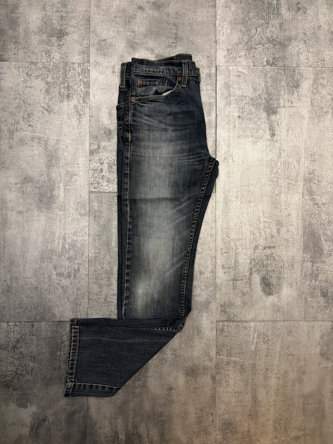 đź›’Jeans Levi's W28 L30đź›’