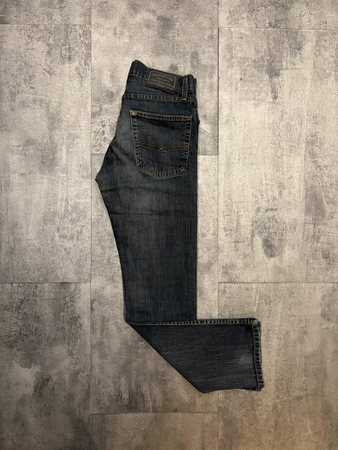 đź›’Jeans Levi's W28 L30đź›’
