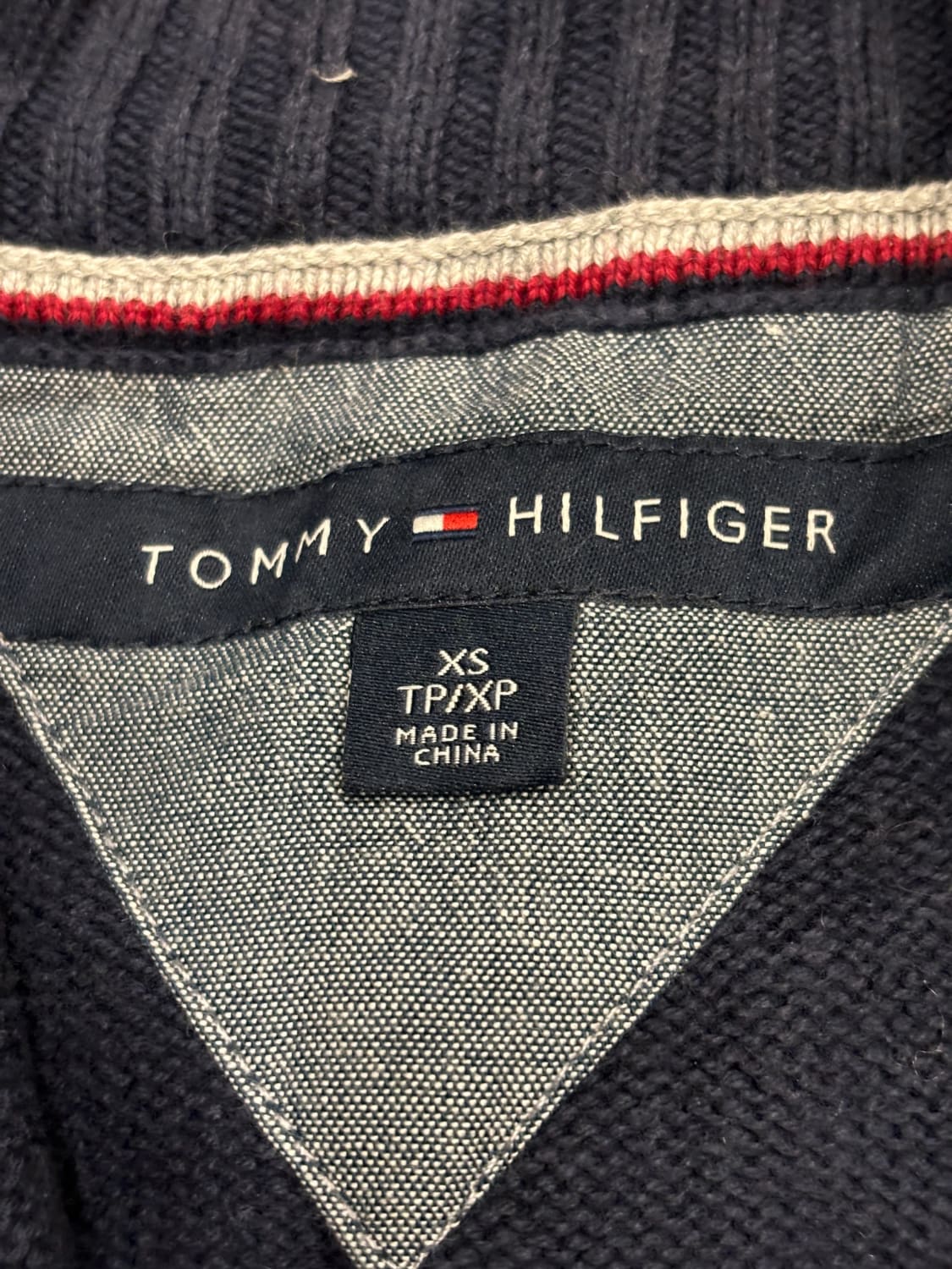đź›’Pull Tommy Hilfiger XSđź›’