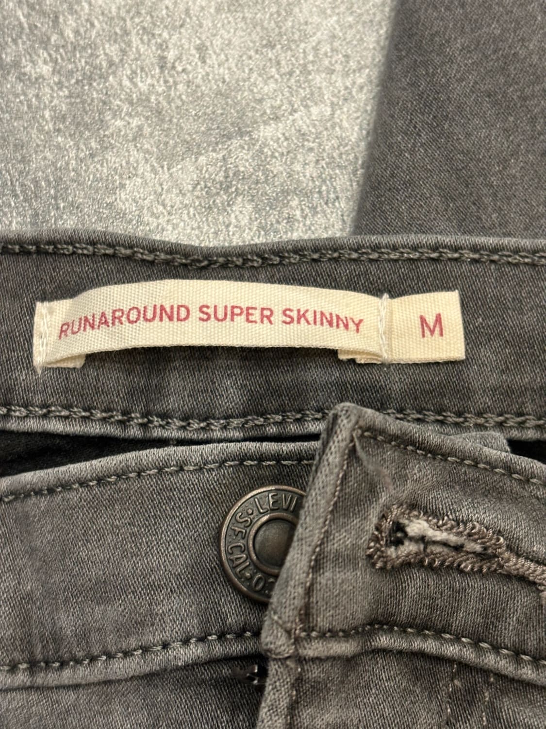 đź›’Jeans Levi's Mđź›’
