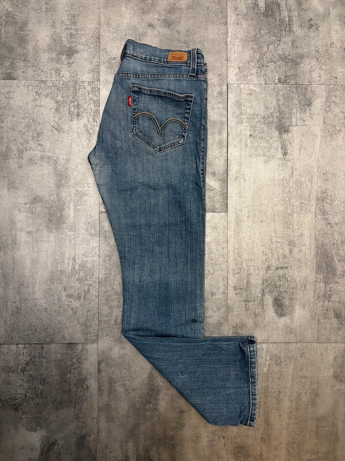 đź›’Jeans Levi's Mđź›’