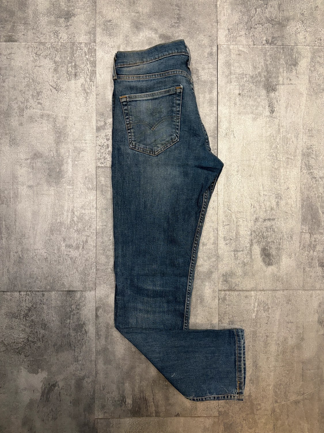 đź›’Jeans Levi's W34 L32đź›’