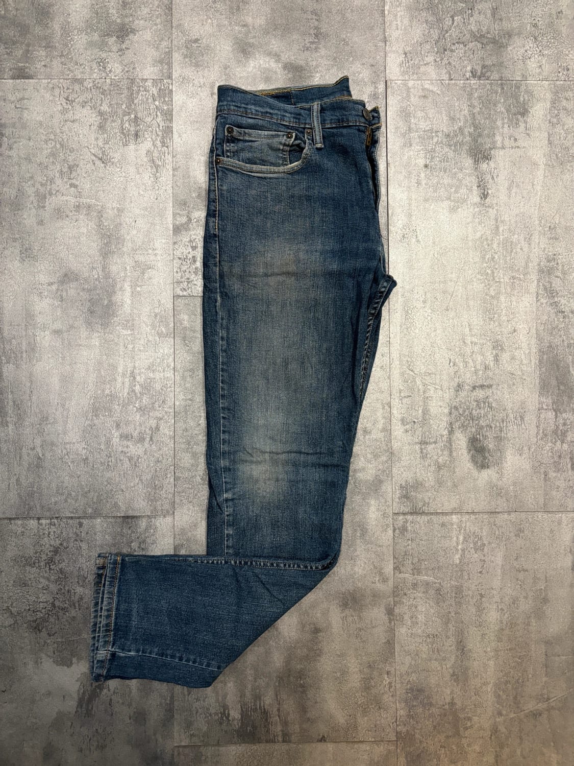 đź›’Jeans Levi's W34 L32đź›’
