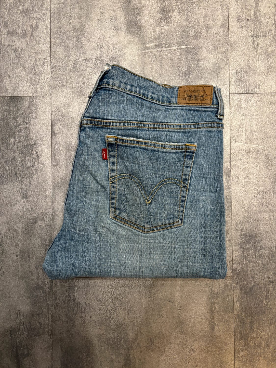 đź›’Jeans Levi's 515 Lđź›’