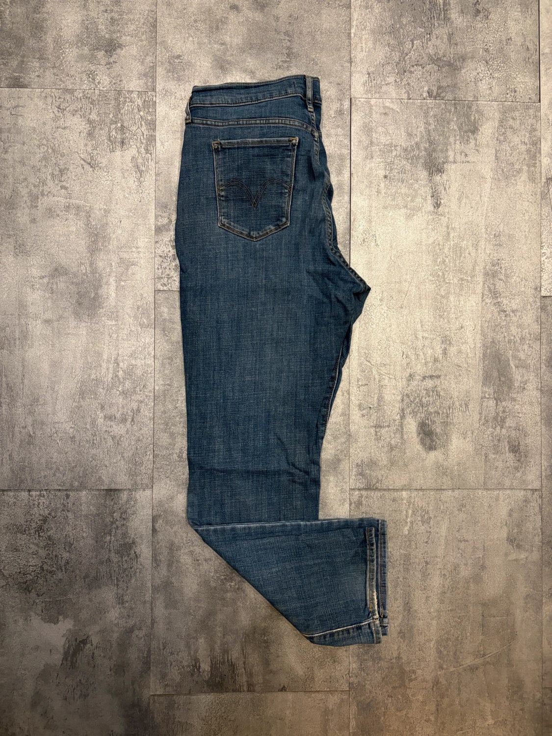 đź›’Jeans Levi's W31 L30đź›’