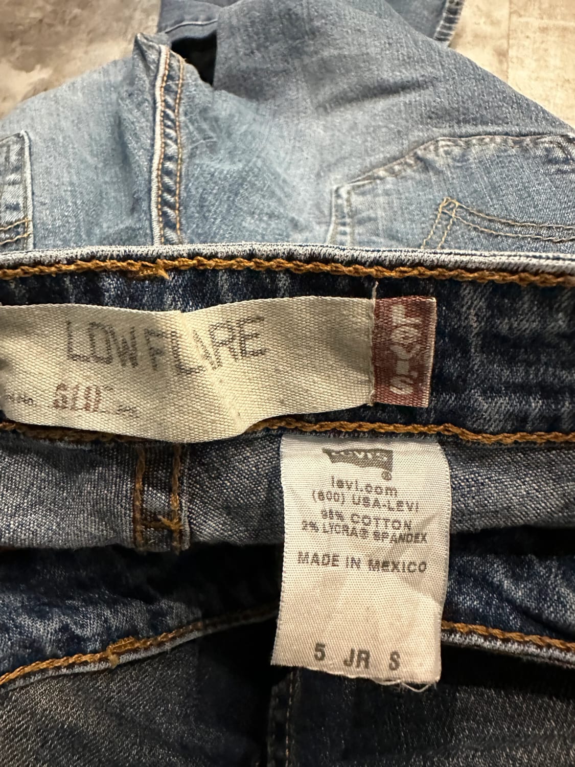 đź›’Jeans Levi's Sđź›’