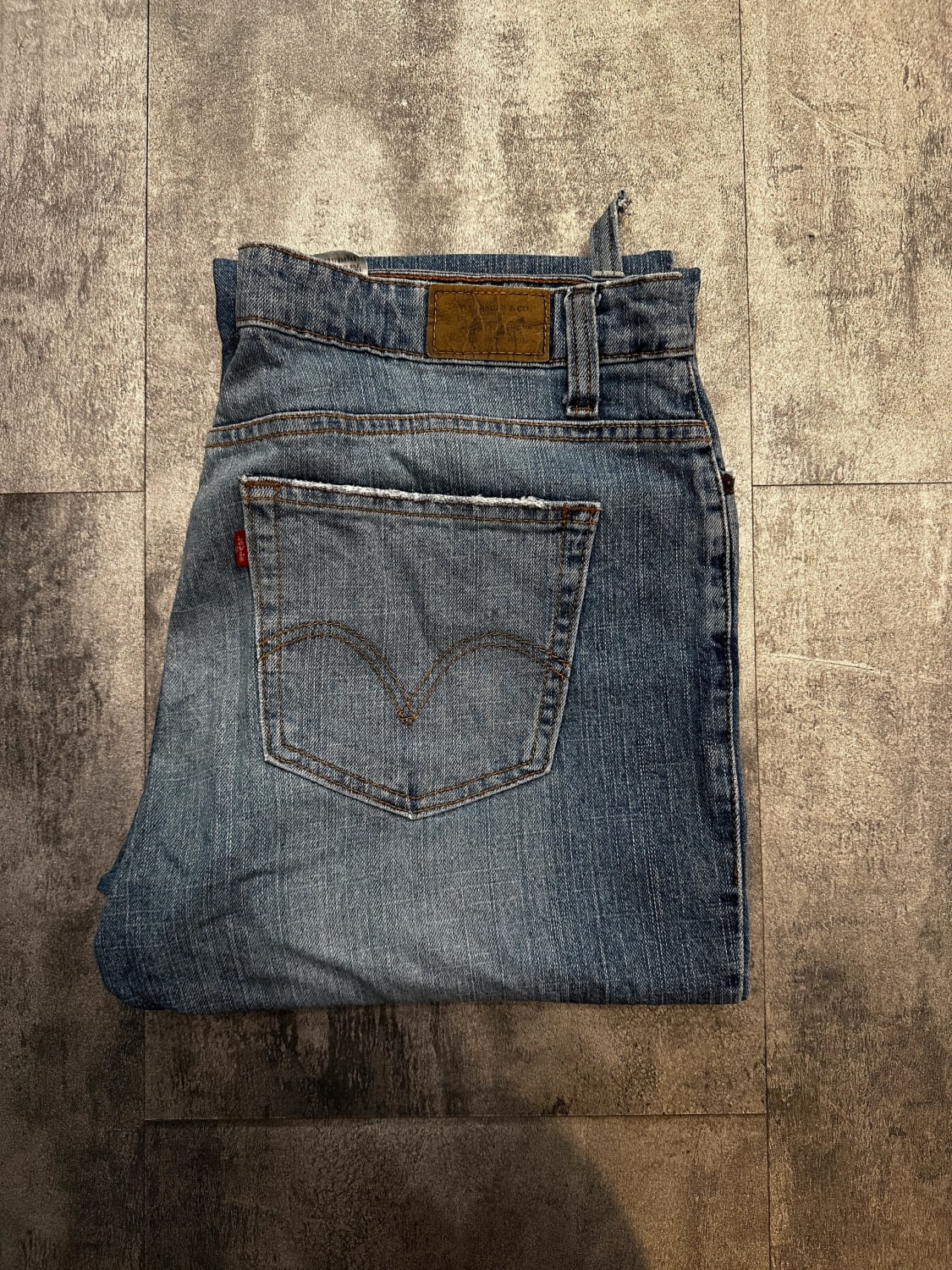 đź›’Jeans Levi's Mđź›’