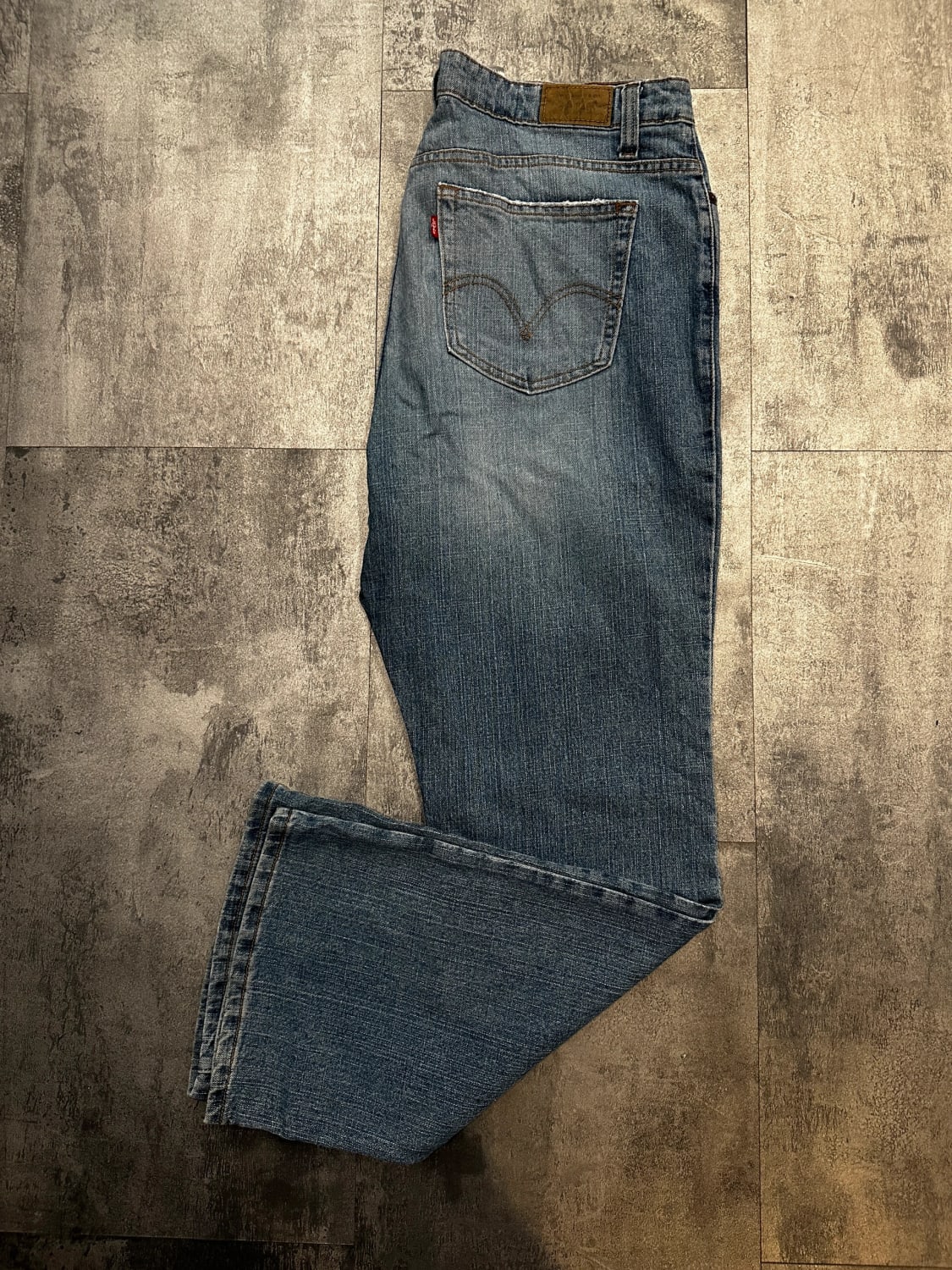 đź›’Jeans Levi's Mđź›’