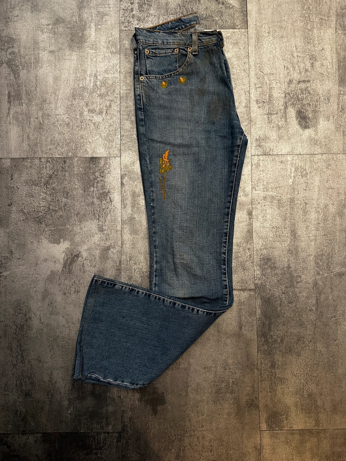 đź›’Jeans Levi's Mđź›’