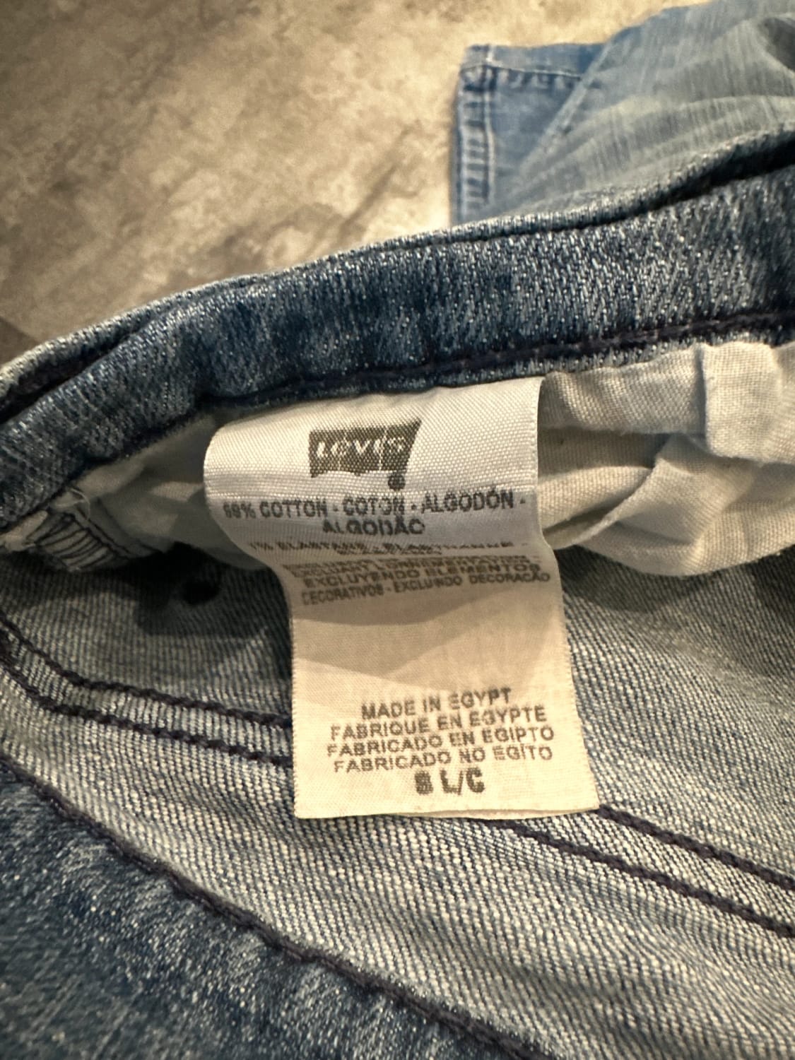 đź›’Jeans Levi's Mđź›’