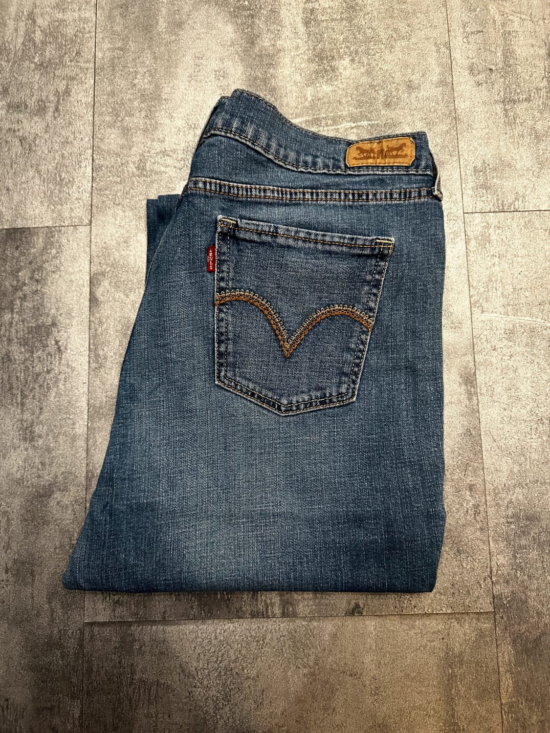 đź›’Jeans Levi's Mđź›’