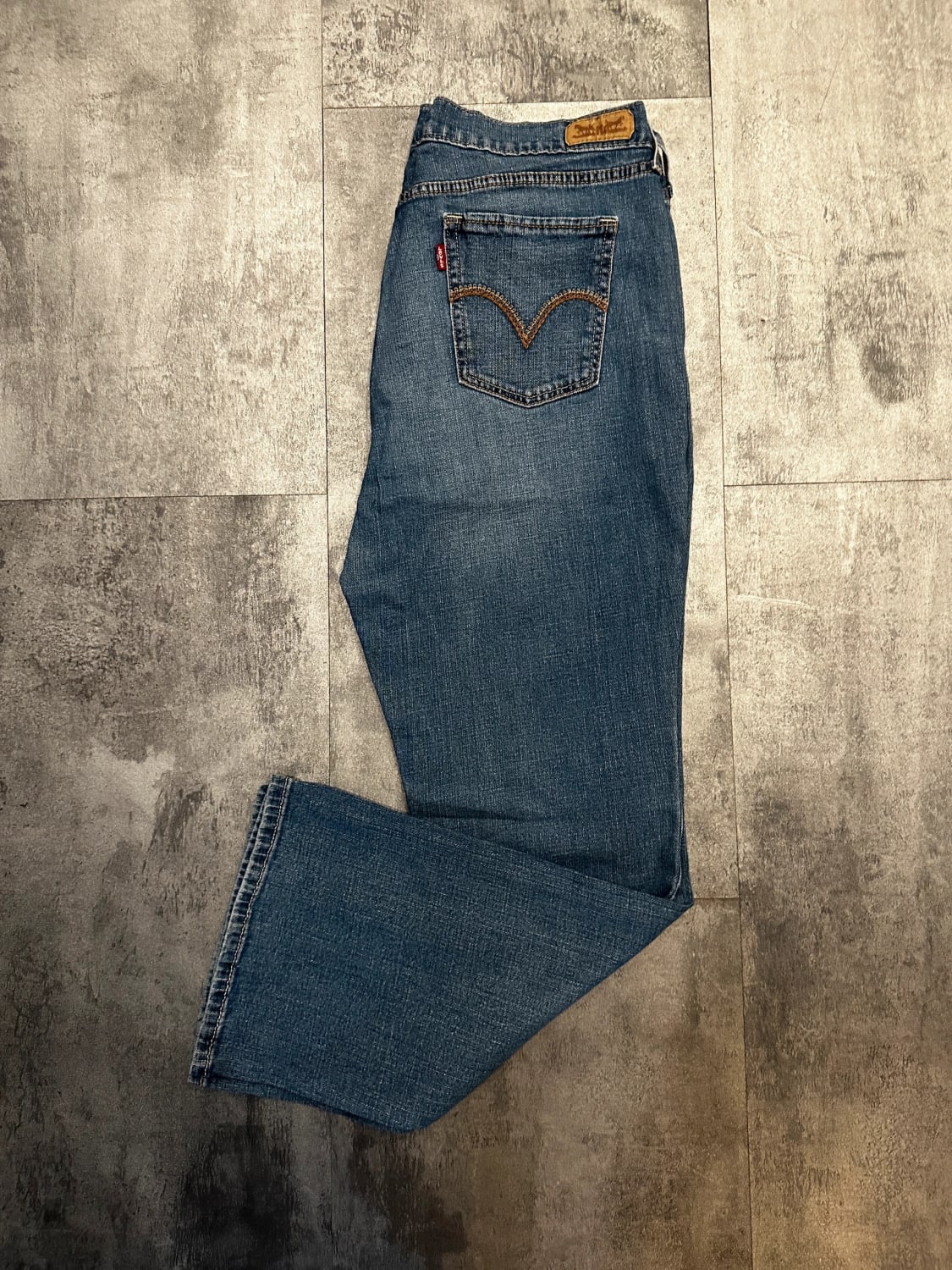 đź›’Jeans Levi's Mđź›’
