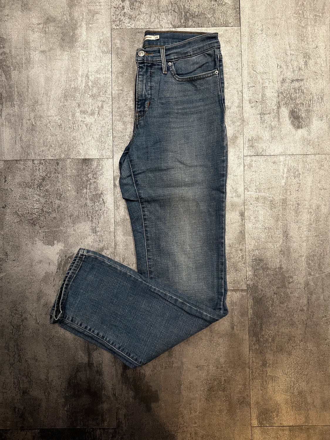 đź›’Jeans Levi's Mđź›’