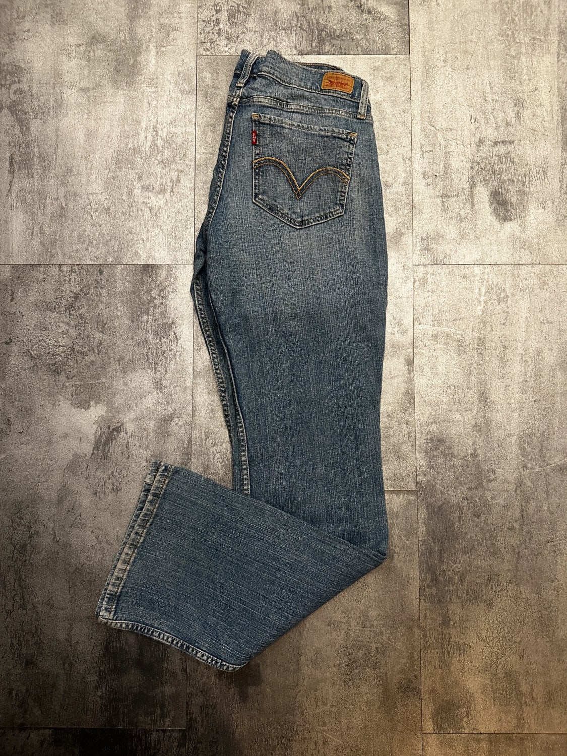 đź›’Jeans Levi's Mđź›’