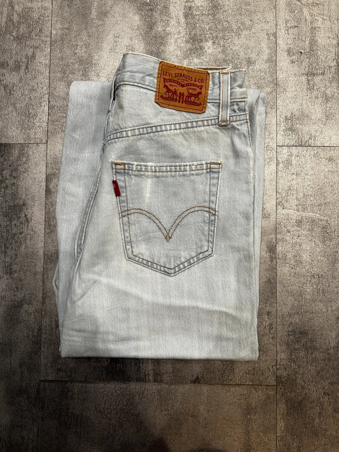 đź›’Jeans Levi's W27 L31đź›’