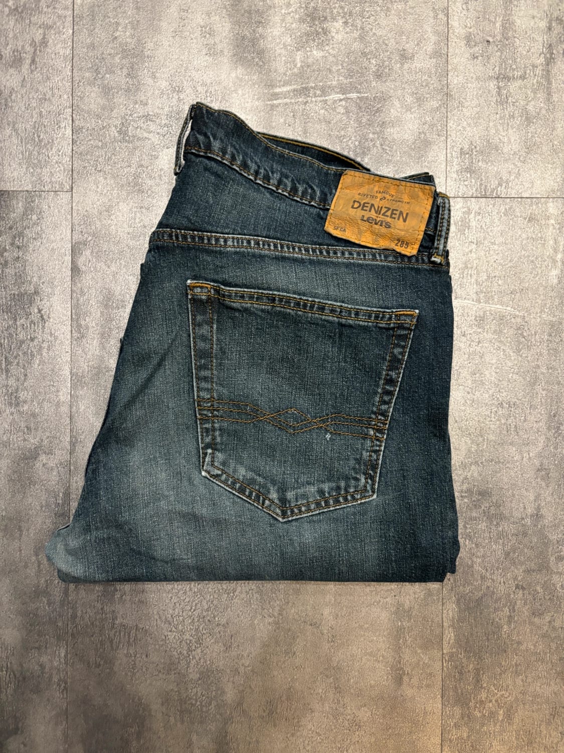 đź›’Jeans Levi's W36 L32đź›’