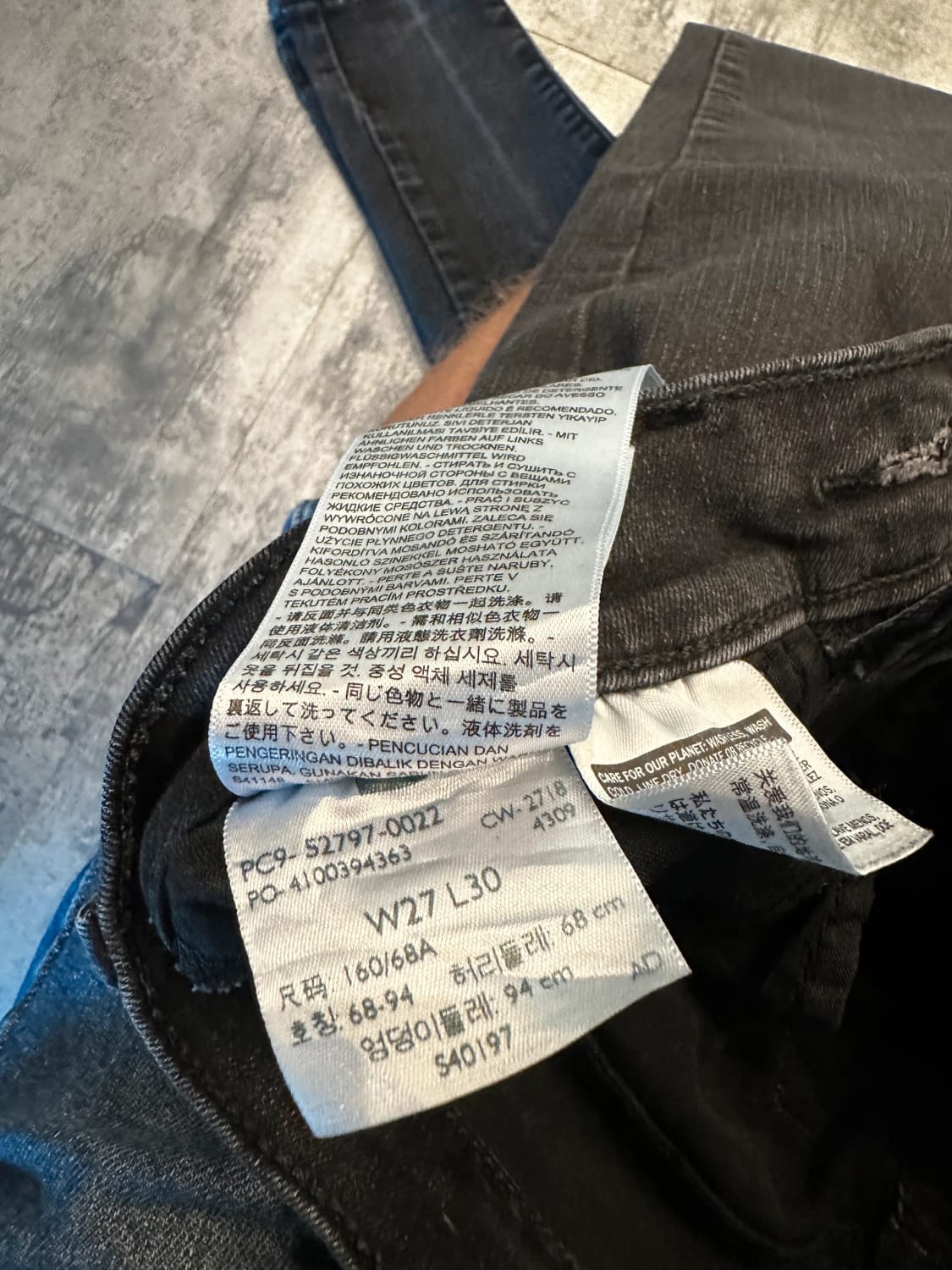 đź›’Jeans Levi's W27 L30đź›’