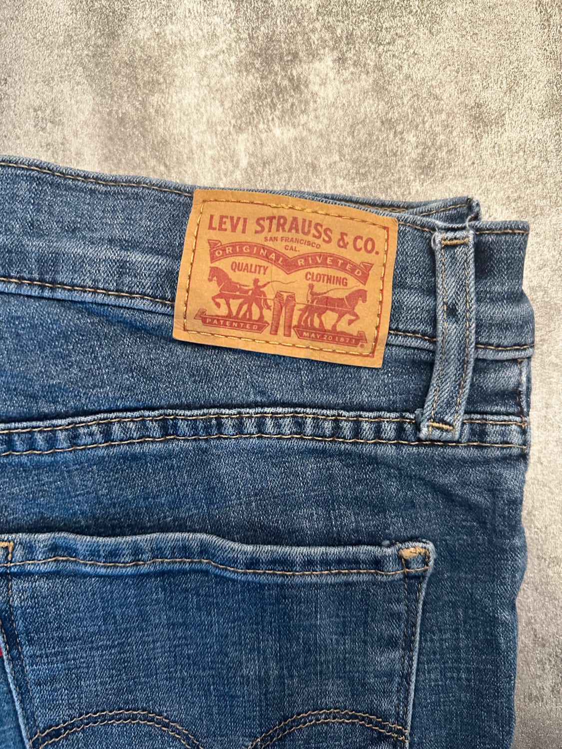 đź›’Jeans Levi's W29 L30đź›’