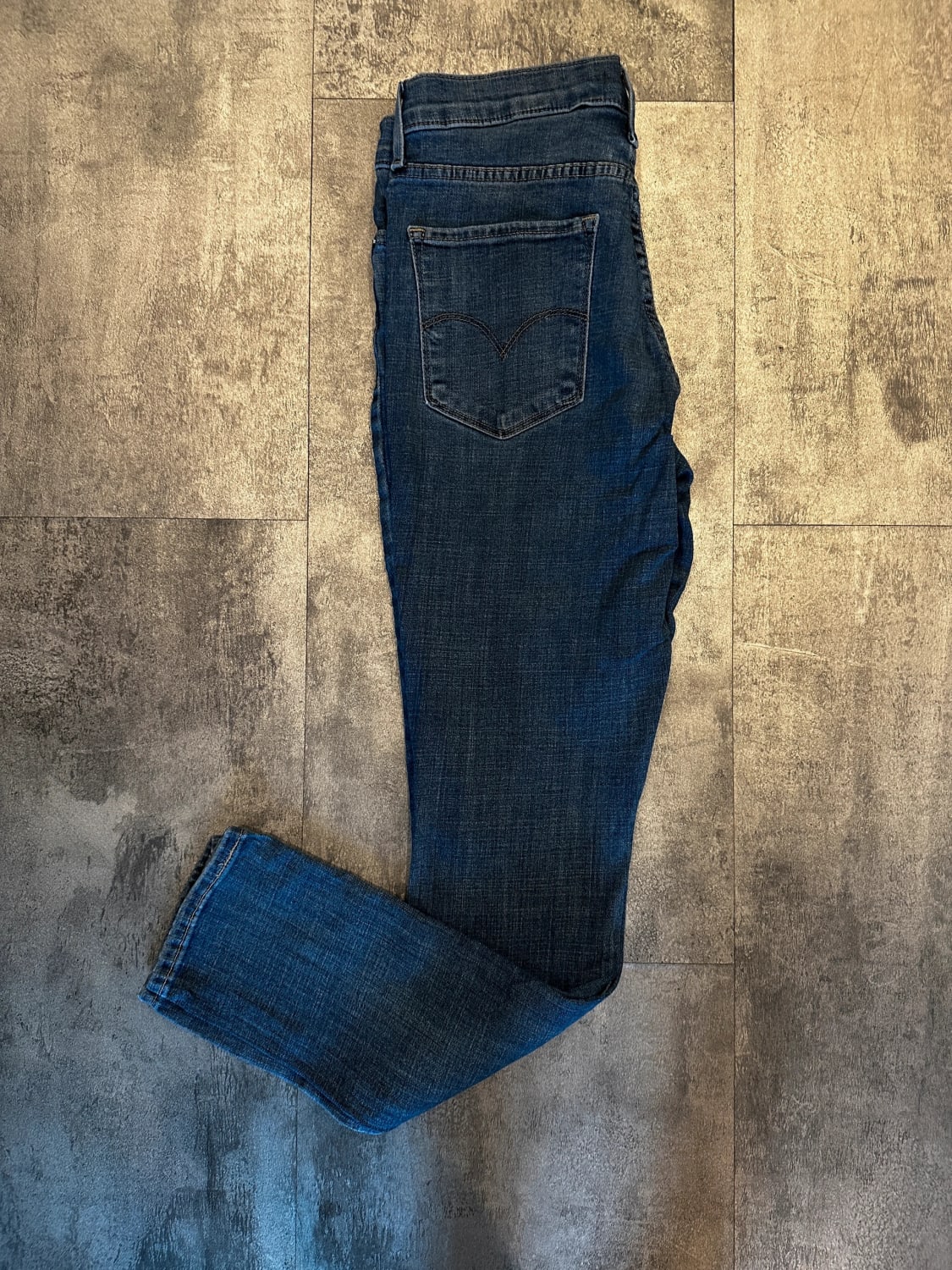 đź›’Jeans Levi's W29 L30đź›’