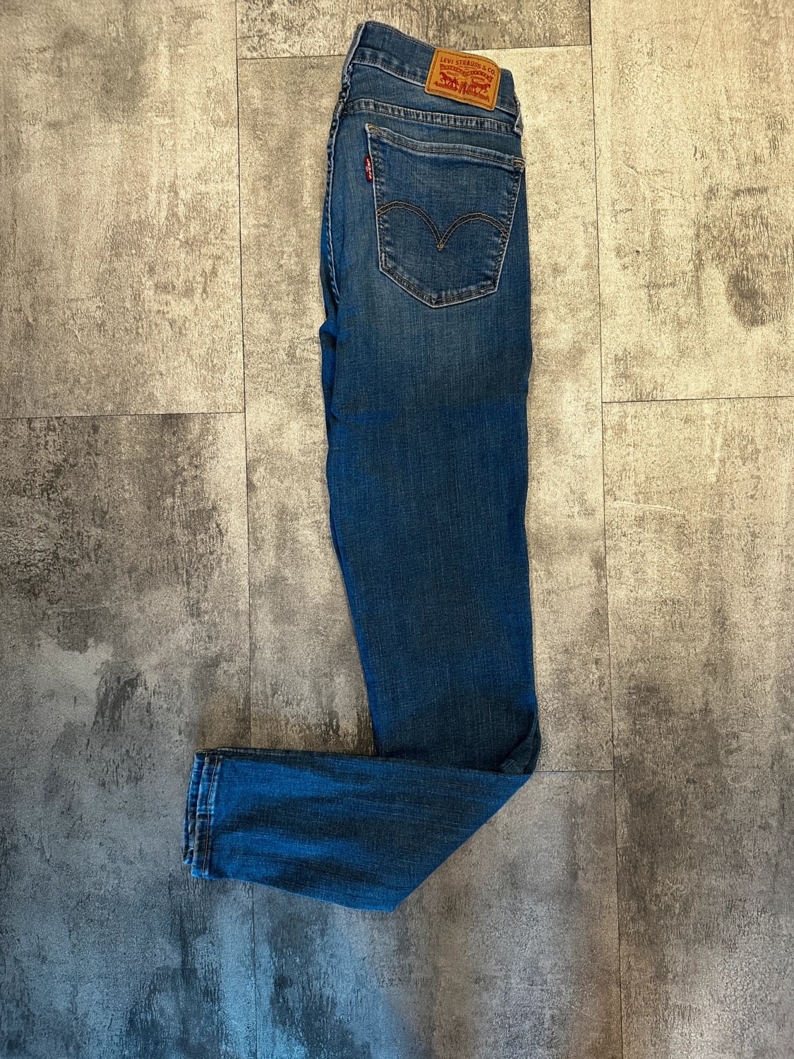 đź›’Jeans Levi's W26 L28đź›’