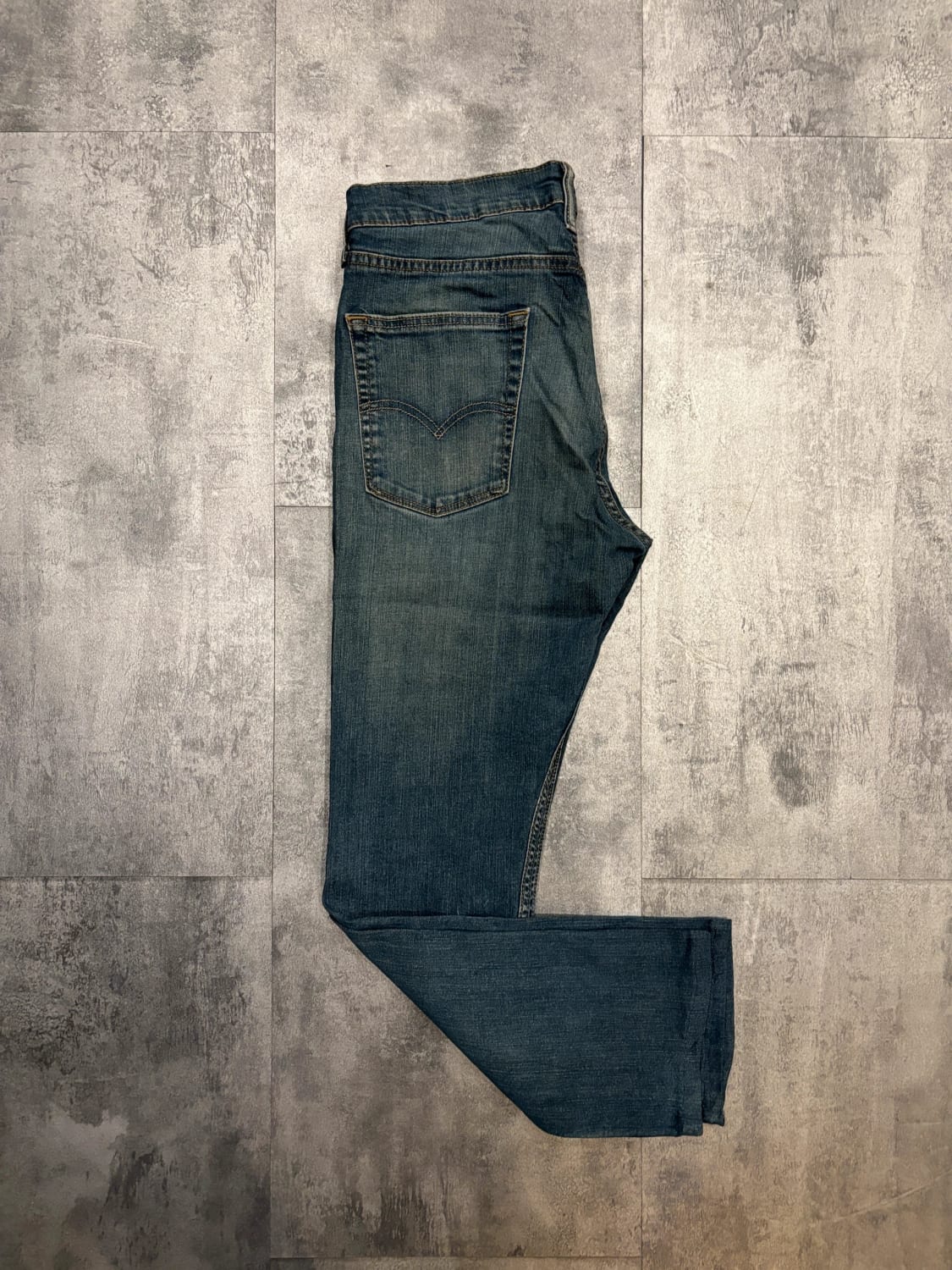 đź›’Jeans Levi's 513 W32 L30đź›’
