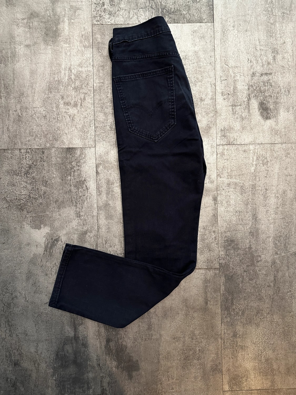 đź›’Jeans Levi's W29 L30đź›’