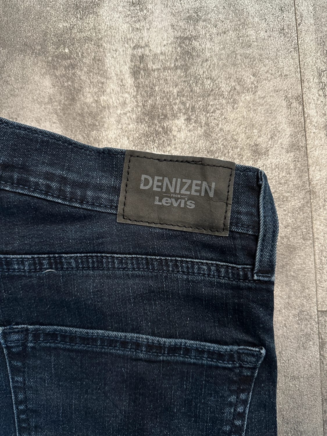 đź›’Jeans Levi's W31 L30đź›’